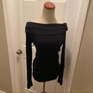 Off the Shoulder Top 🖤